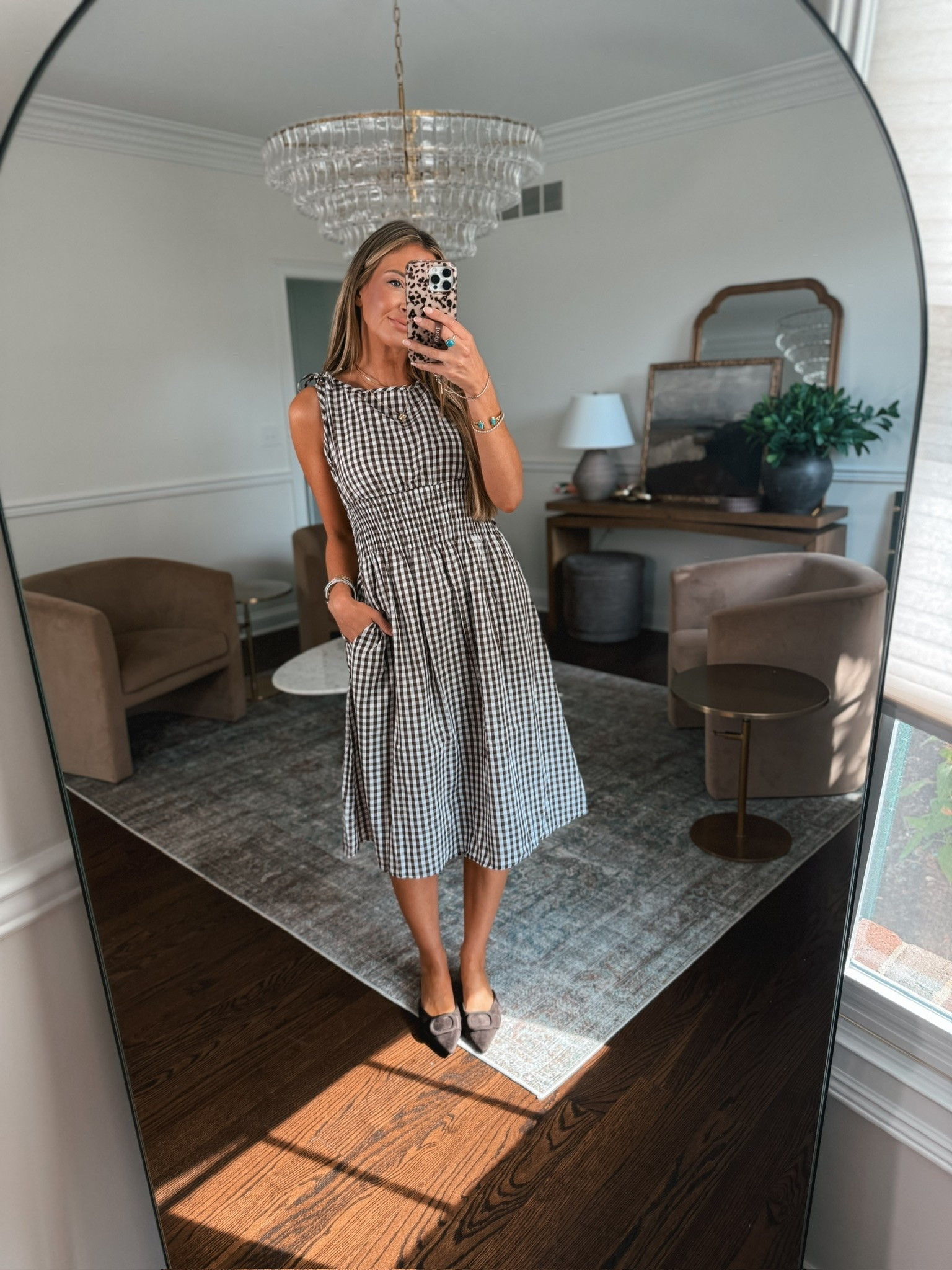 This dress would be so great for teachers or workwear! 🤎🤍

#LTKdayinmylife #LTKgrwm #LTKootd