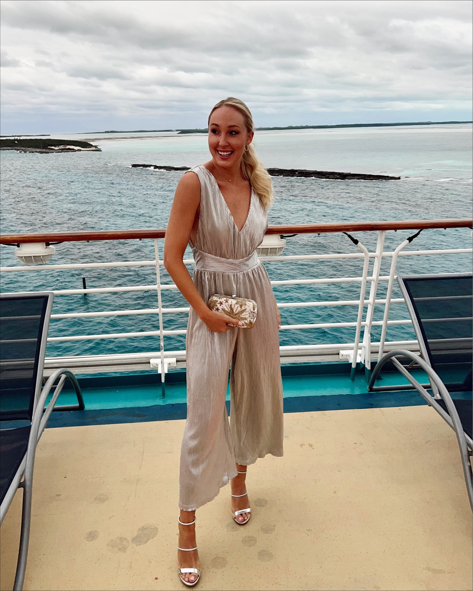 Wearing a size small 

#LTKSeasonal #LTKwedding #LTKHoliday