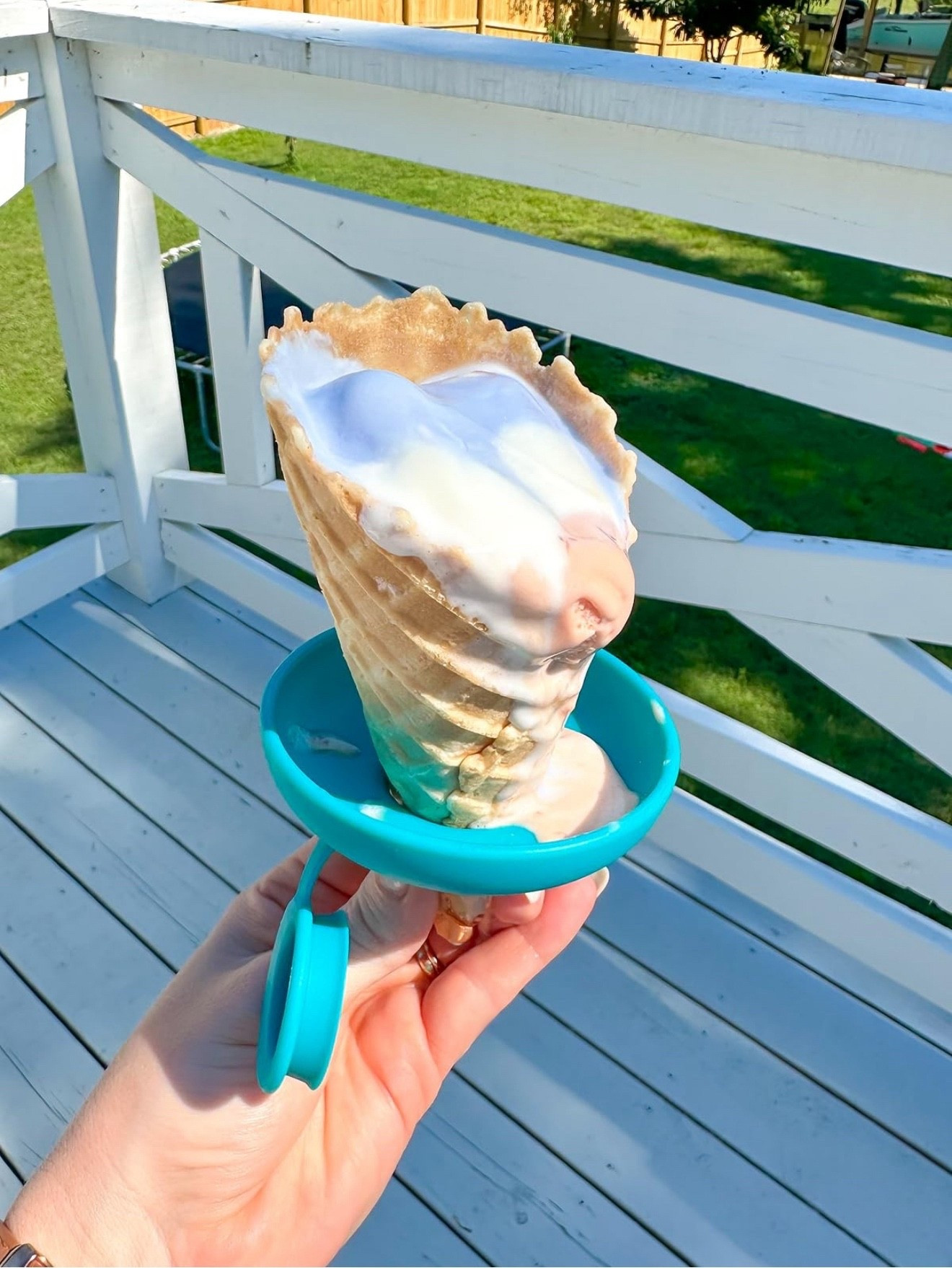 Ice cream cone holder drip tray - converts to work with popsicle sticks too! Definitely a mommy must have! 





Amazon finds 
Summer essentials 


#LTKSeasonal #LTKmomlife #LTKKids