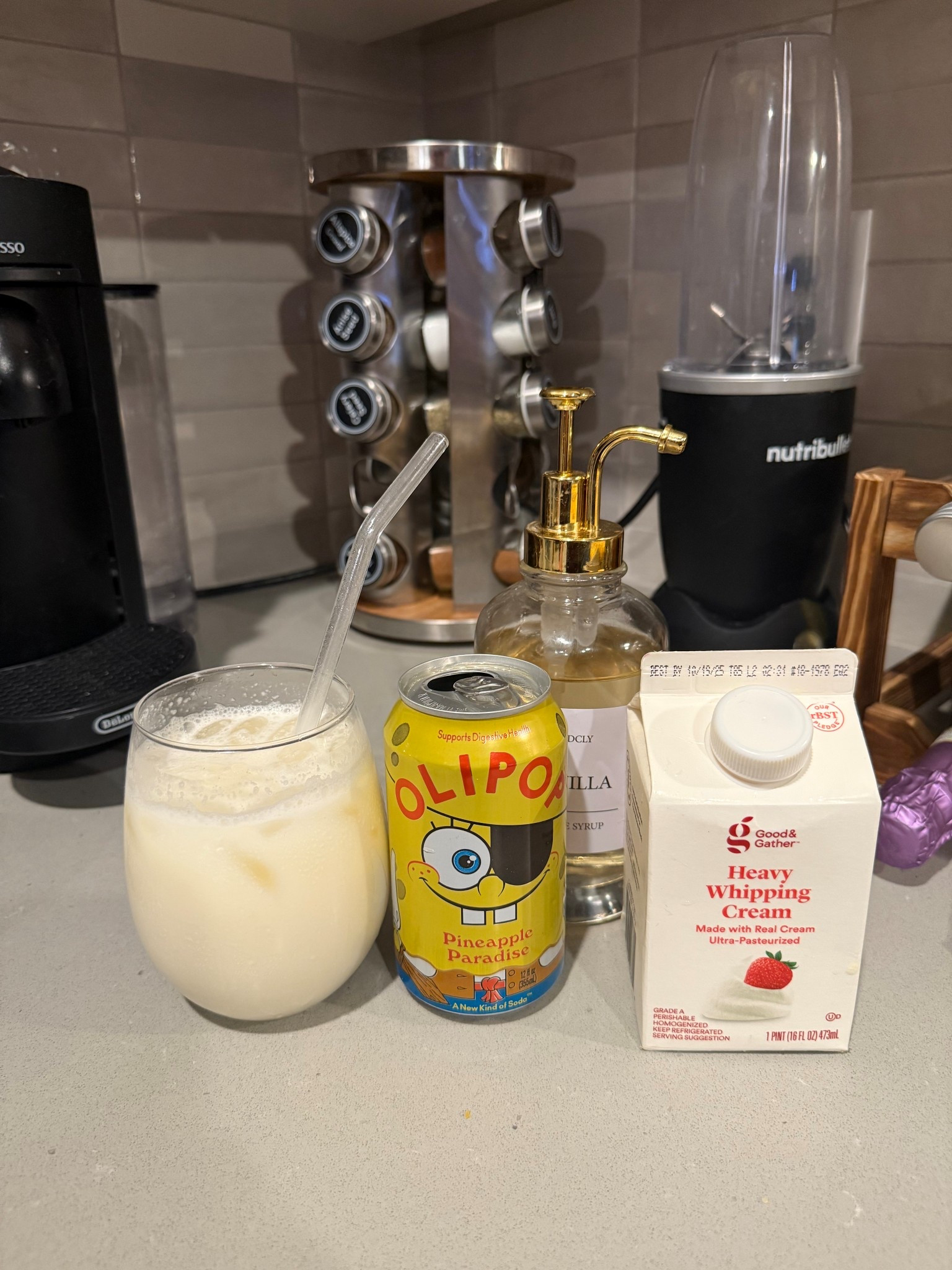 If you guys can find the spongebob olipop you HAVE to try this!! 1 pineapple olipop + 4 pumps vanilla + splash of heavy cream. THANK ME LATER❤️

#LTKParties #LTKFindsUnder50 #LTKSeasonal