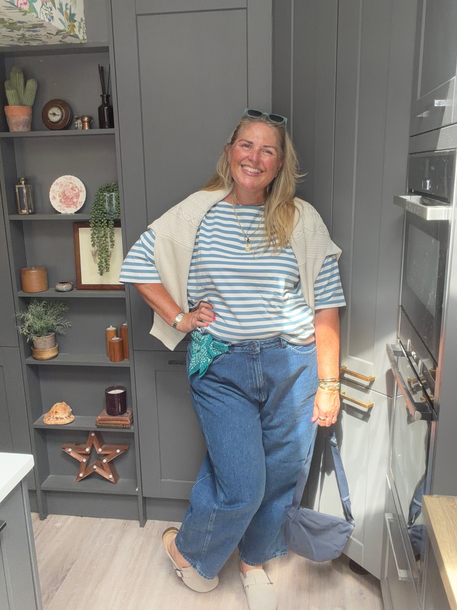 Barrel jeans, striped top, cream jumper, crossbody bag

#LTKjeans #LTKplussize #LTKsummer