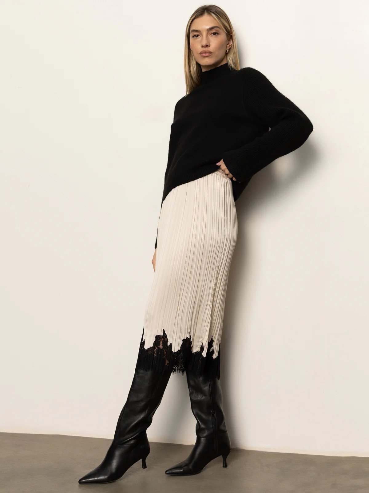 Evermore Pleated Midi Skirt Light Oat | Sanctuary Clothing