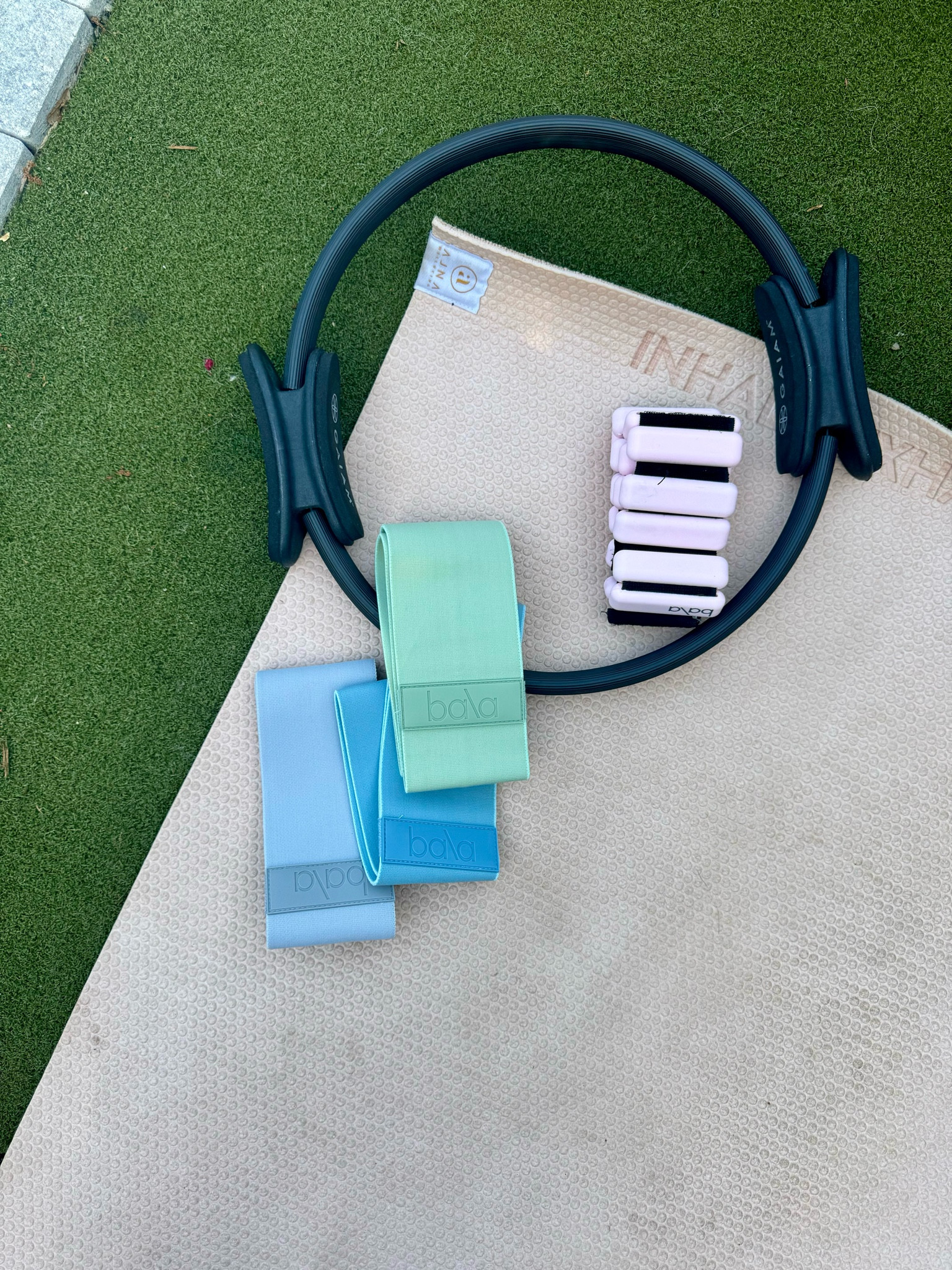 Saturday morning reformer mat work. 