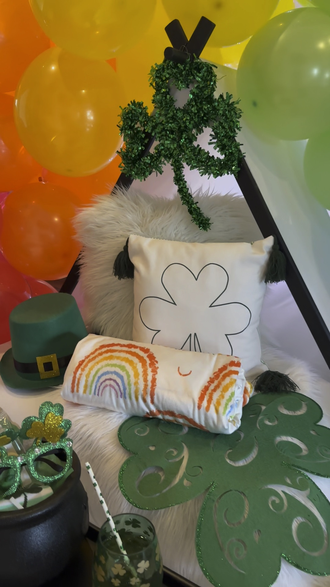 You’ve heard of a leprechaun trap, but what about a leprechaun stakeout!? We’re sure to catch the leprechaun this time! 

#LTKParties #LTKSeasonal