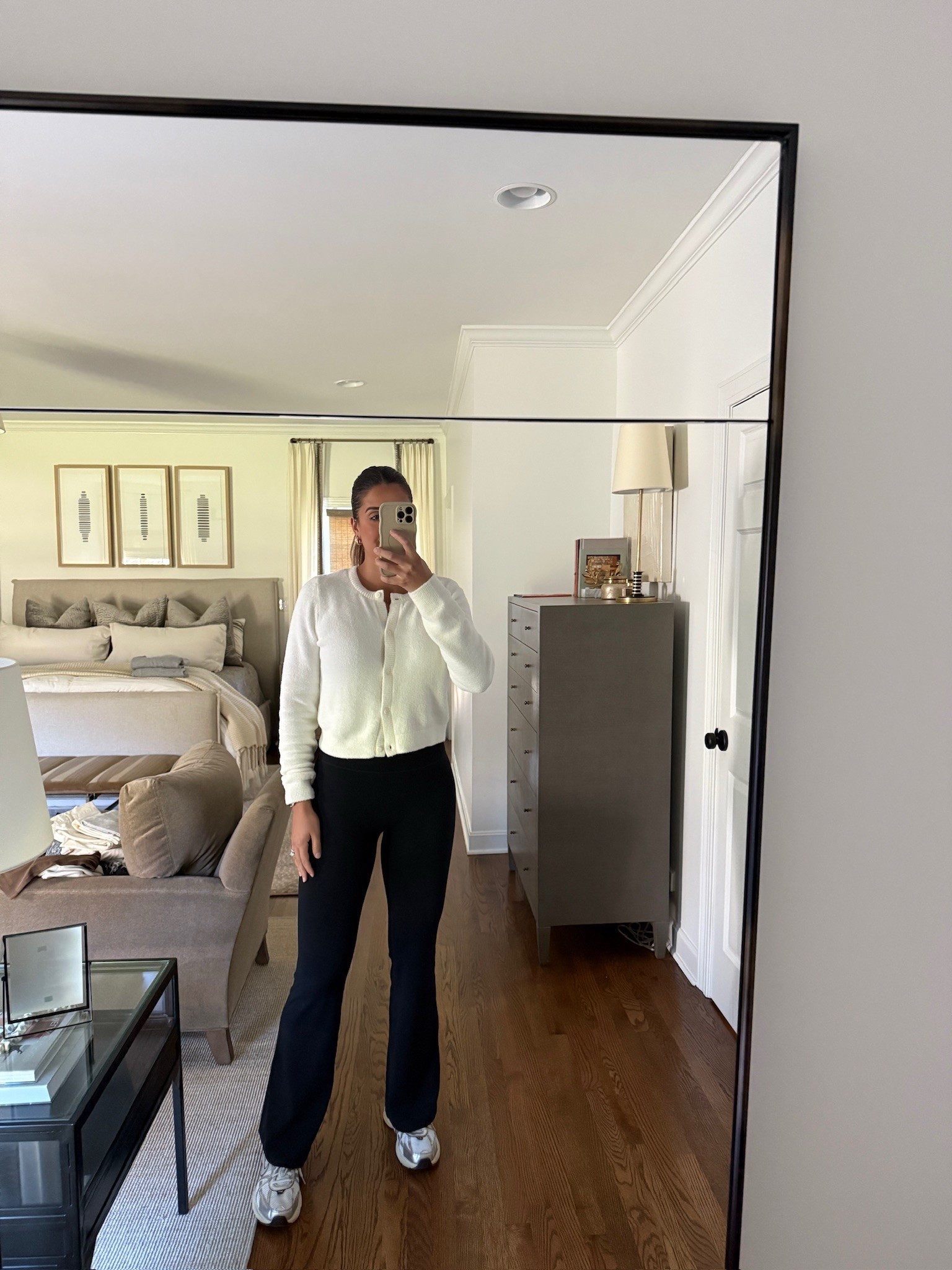 These sunglasses have been in my daily rotation lol

Sunglasses, Elisa Jane mini sunglasses, lululemon, flare leggings, alo yoga, alo clothing, alo cardigan, errands outfit, Nike, Grace White

#LTKdayinmylife #LTKootd #LTKgrwm