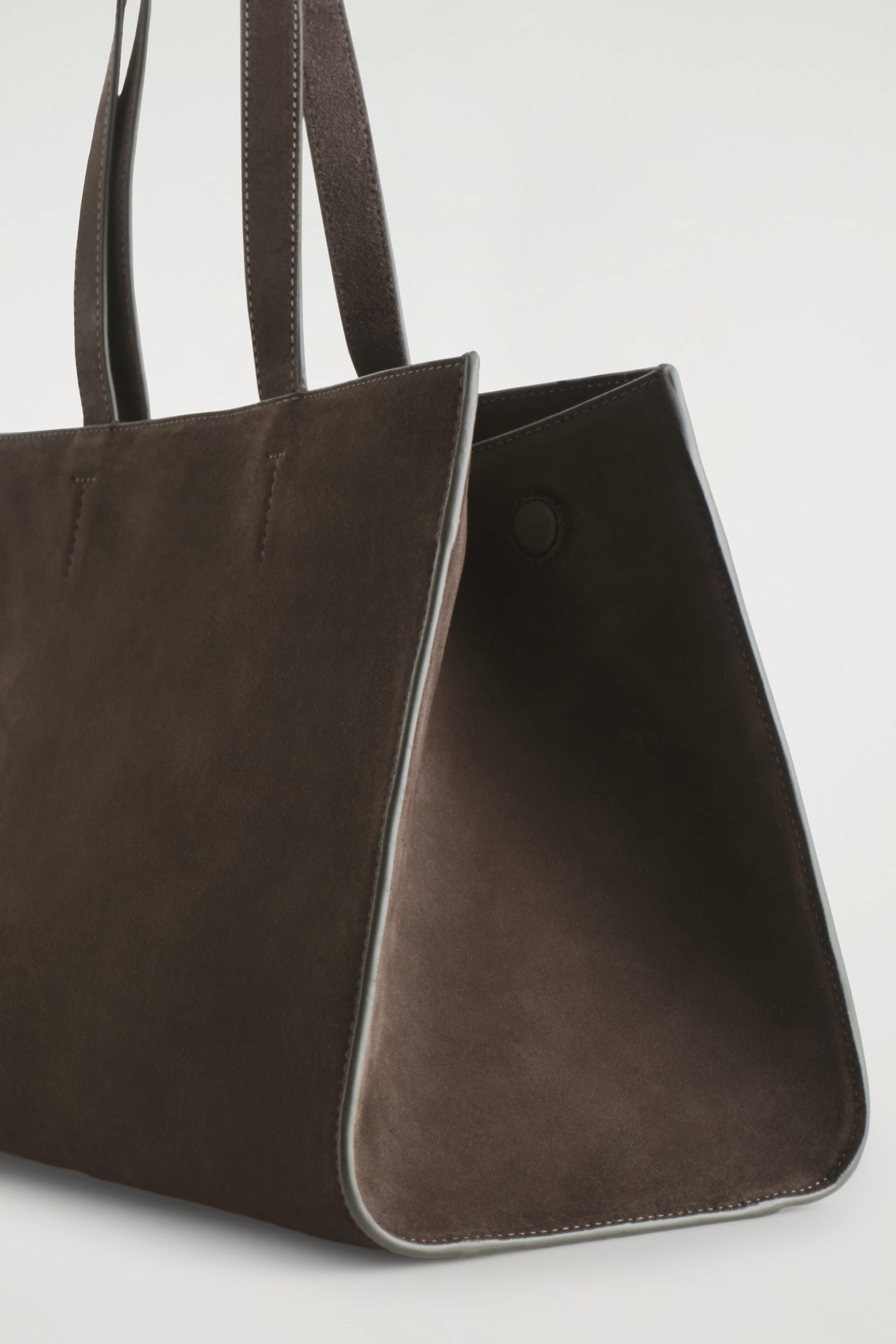 GALLERY TOTE BAG - SUEDE - DARK BROWN | COS | COS UK