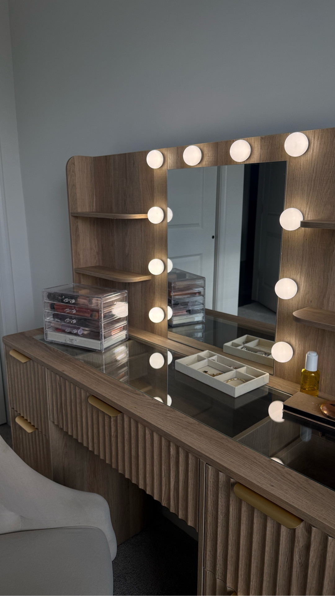 The perfect makeup vanity 



#LTKmomlife #LTKgrwm #LTKBeauty
