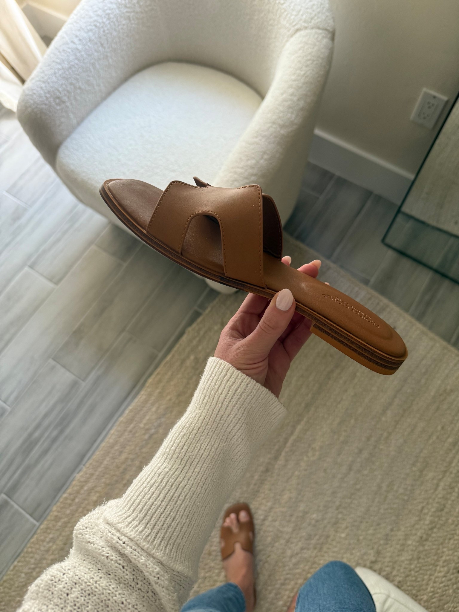 Hermes sandal dupe 

#LTKSaleAlert #LTKShoeCrush #LTKFindsUnder50