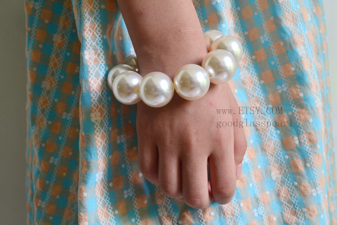 20mm Pearl Bracelet, Big Pearl Bracelets, Pearl Elastic Bracelet, Large Pearl Beaded Bracelet, St... | Etsy (US)