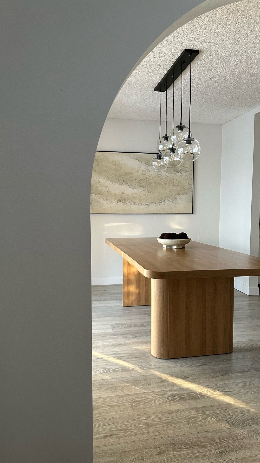 I still can’t believe this dining table is under $270!! An extendable modern dining table that is versatile (73”-90”), sturdy, curved edges making it perfect for those with little kids, also comes in black, and it’s overall just beautiful! What more could you want for your dining room!?✨

dining room table, dining space, dining room decor, dining nook, neutral dining room, organic modern style, affordable home furniture, Walmart find, Walmart home

#diningtable #diningroomtable #diningroom #diningroomdecor #walmartfind