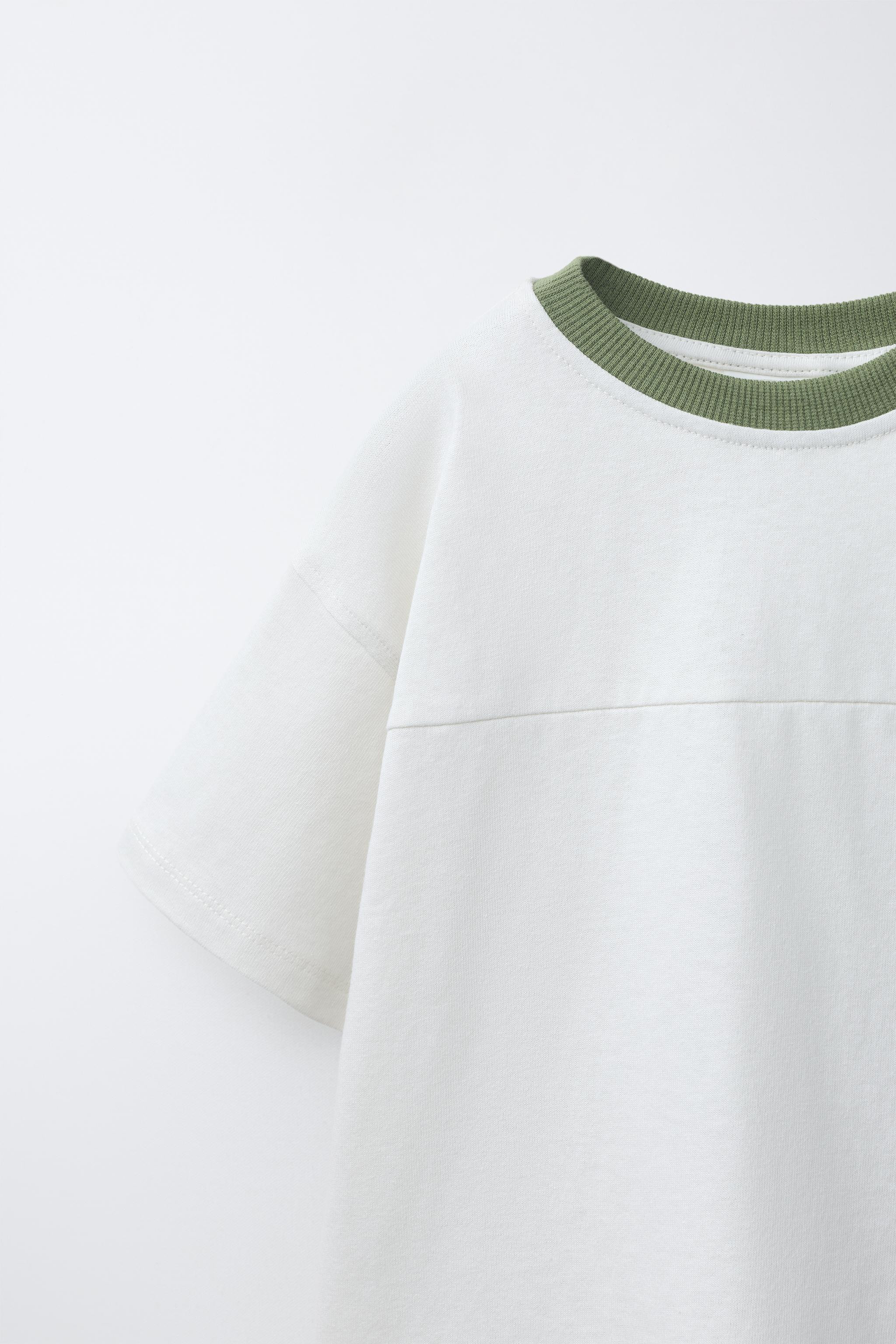 PLAIN T-SHIRT AND TOWEL EFFECT SHORTS SET | Zara US