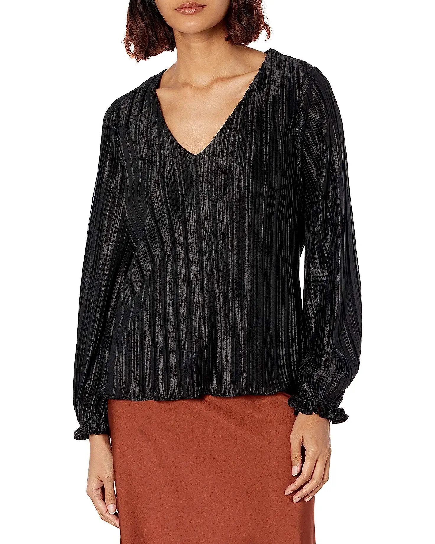 Women's Holly Pleated V-Neck Long Sleeve Top | Zappos