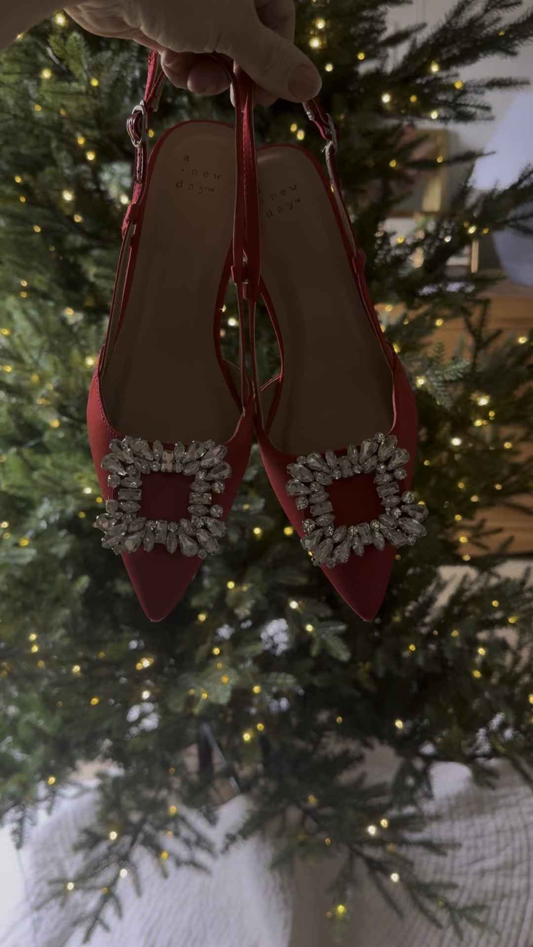 My favorite holiday shoes from Target

Super comfortable and tts

#LTKFindsUnder50 #LTKSeasonal #LTKHoliday