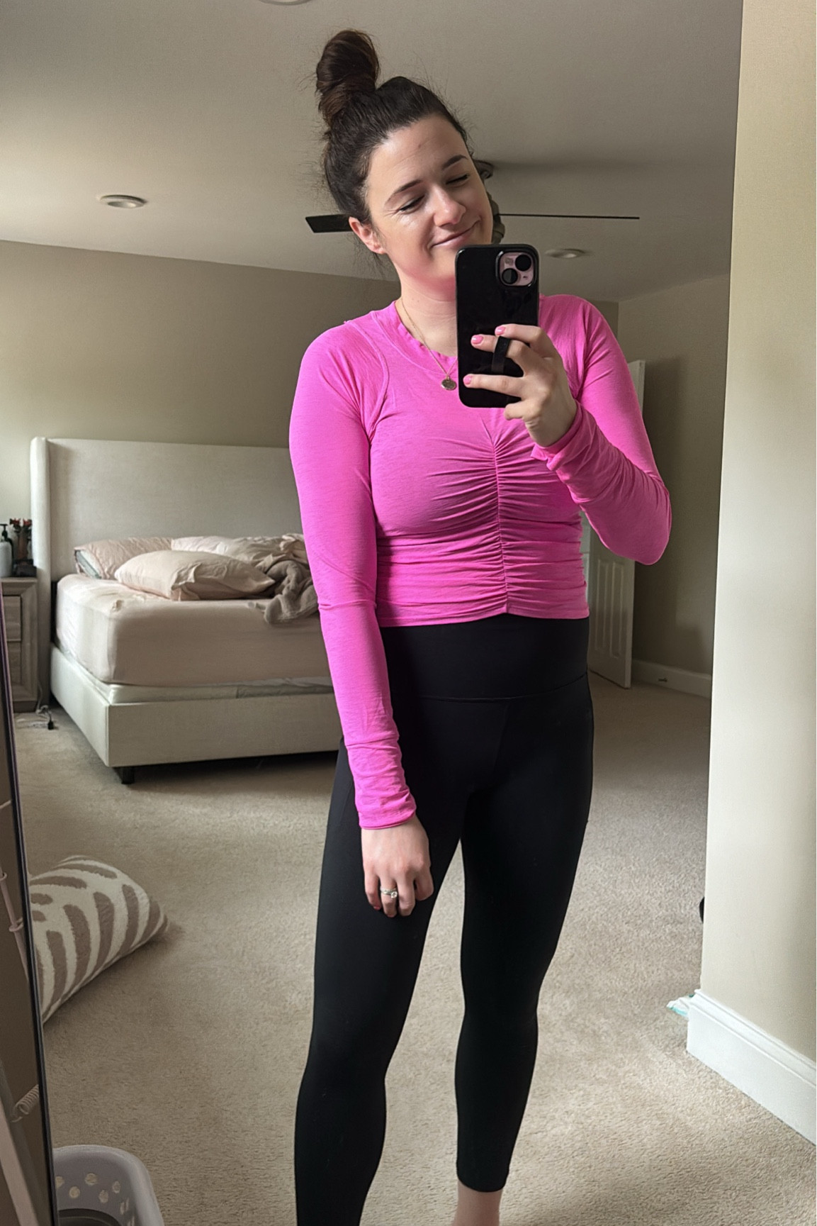 Pink workout tops 🤝🏻 happiness … and my workout fav leggings to wear to kickboxing are on major sale!

#LTKFitness #LTKFallSale #LTKActive