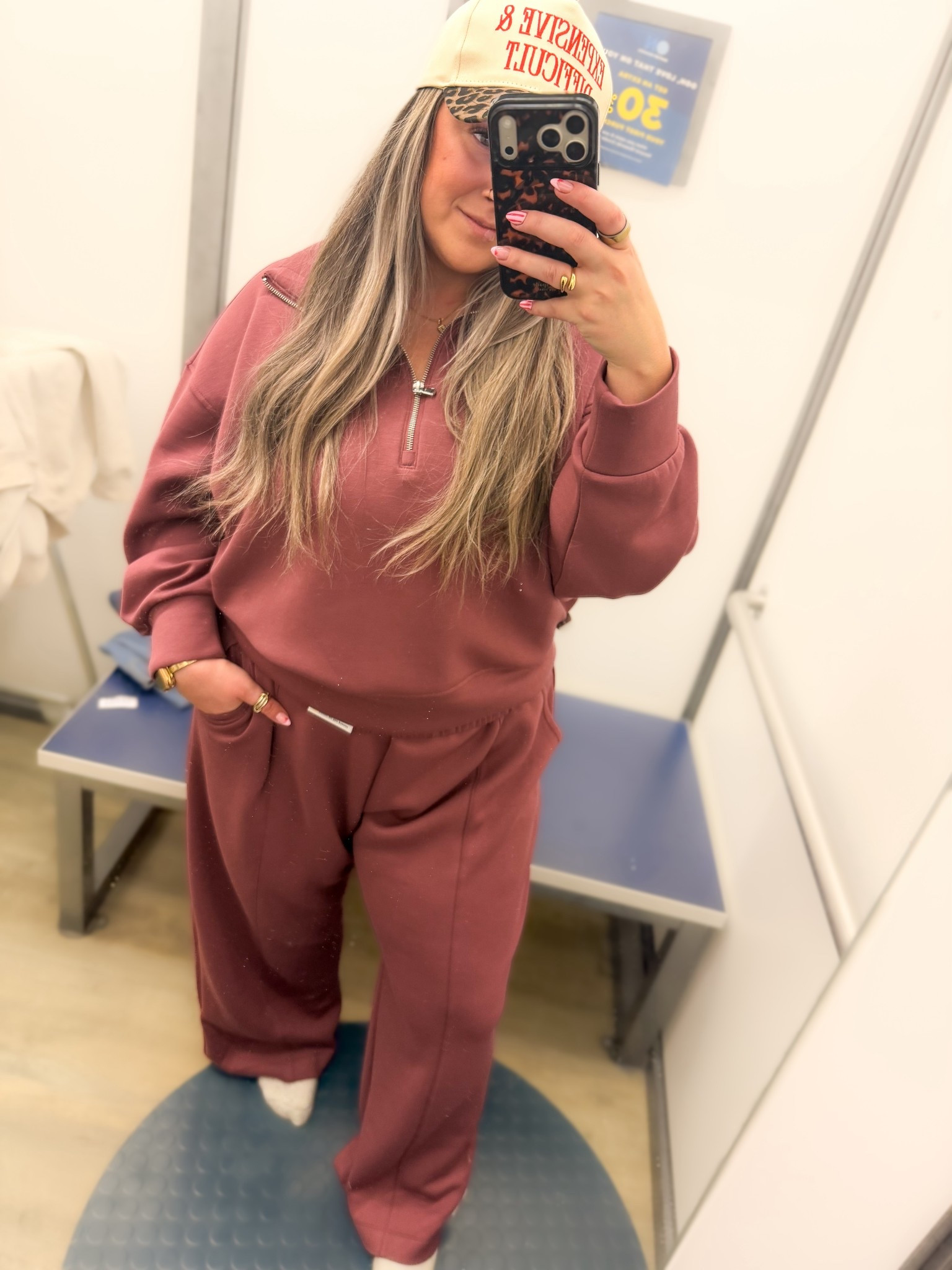 Mom uniform but make it cute 😅
This Old Navy scuba DUPE is my new go-to — easy, comfy, and still looks styled. 

#LTKMidsize #LTKSaleAlert #LTKootd