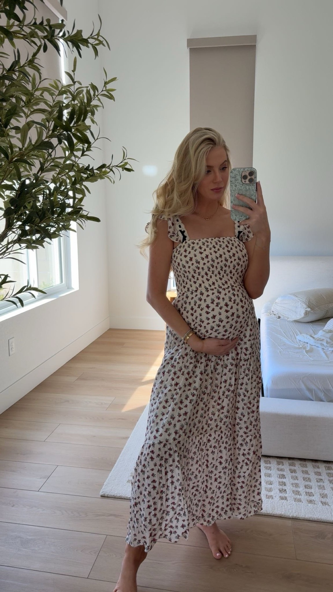 One of my favorite flowy dresses for summer! 🤍

#LTKootd #LTKBaby #LTKBump