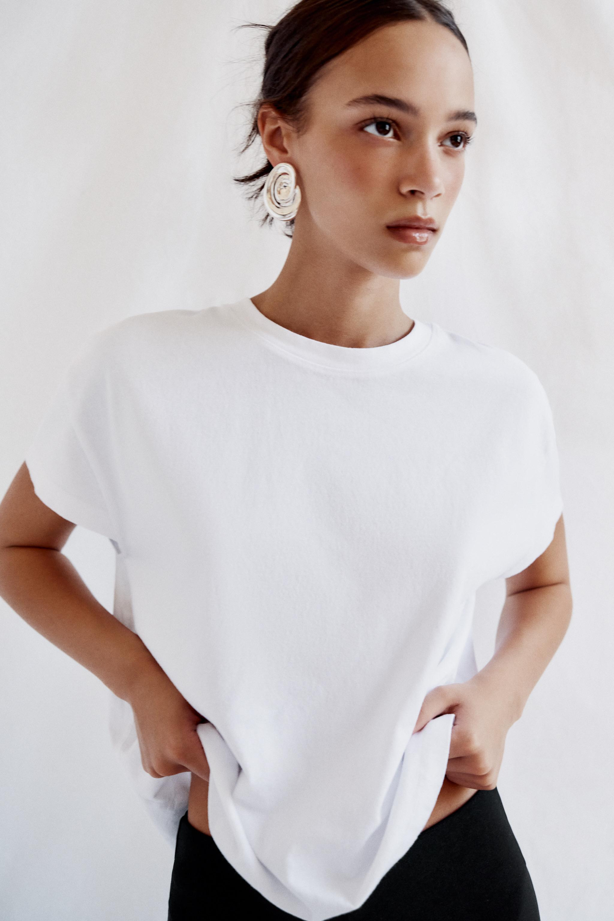 SHORT SLEEVE T-SHIRT | Zara US