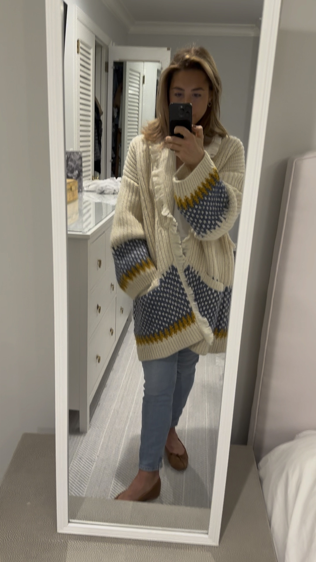 Cozy Friday night at home💙obsessed with this chunky sweater 

#LTKSeasonal #LTKfamily #LTKstyletip