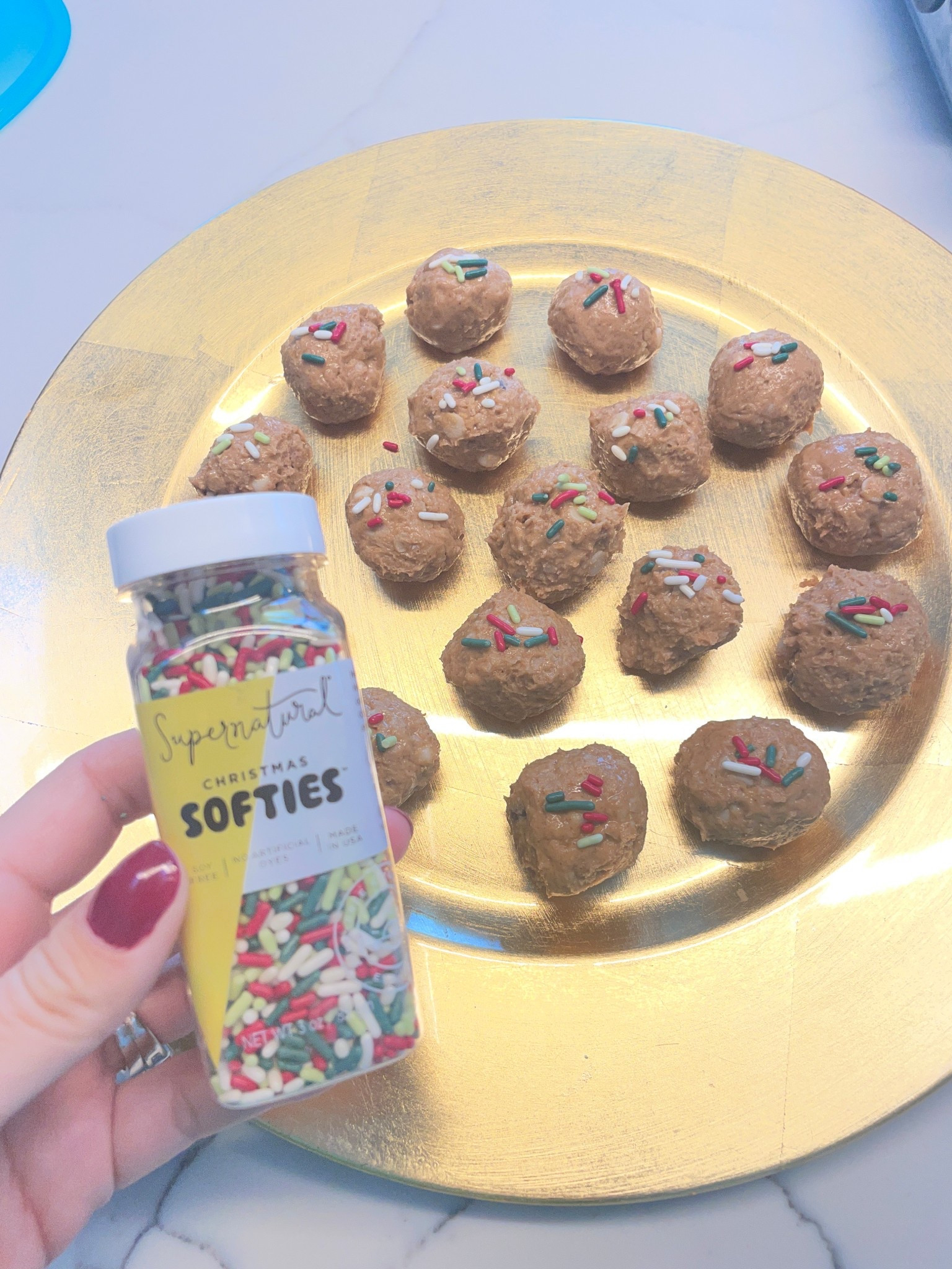 Decorate those holiday treats without the artificial dyes. 

#LTKHoliday