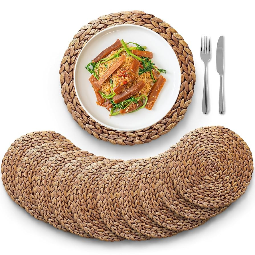 (Sizes: 12"-13"-14") BLUEWEST Woven Placemats 13'' (Set of 10), Brown Round Rattan Water Hyacinth... | Amazon (US)