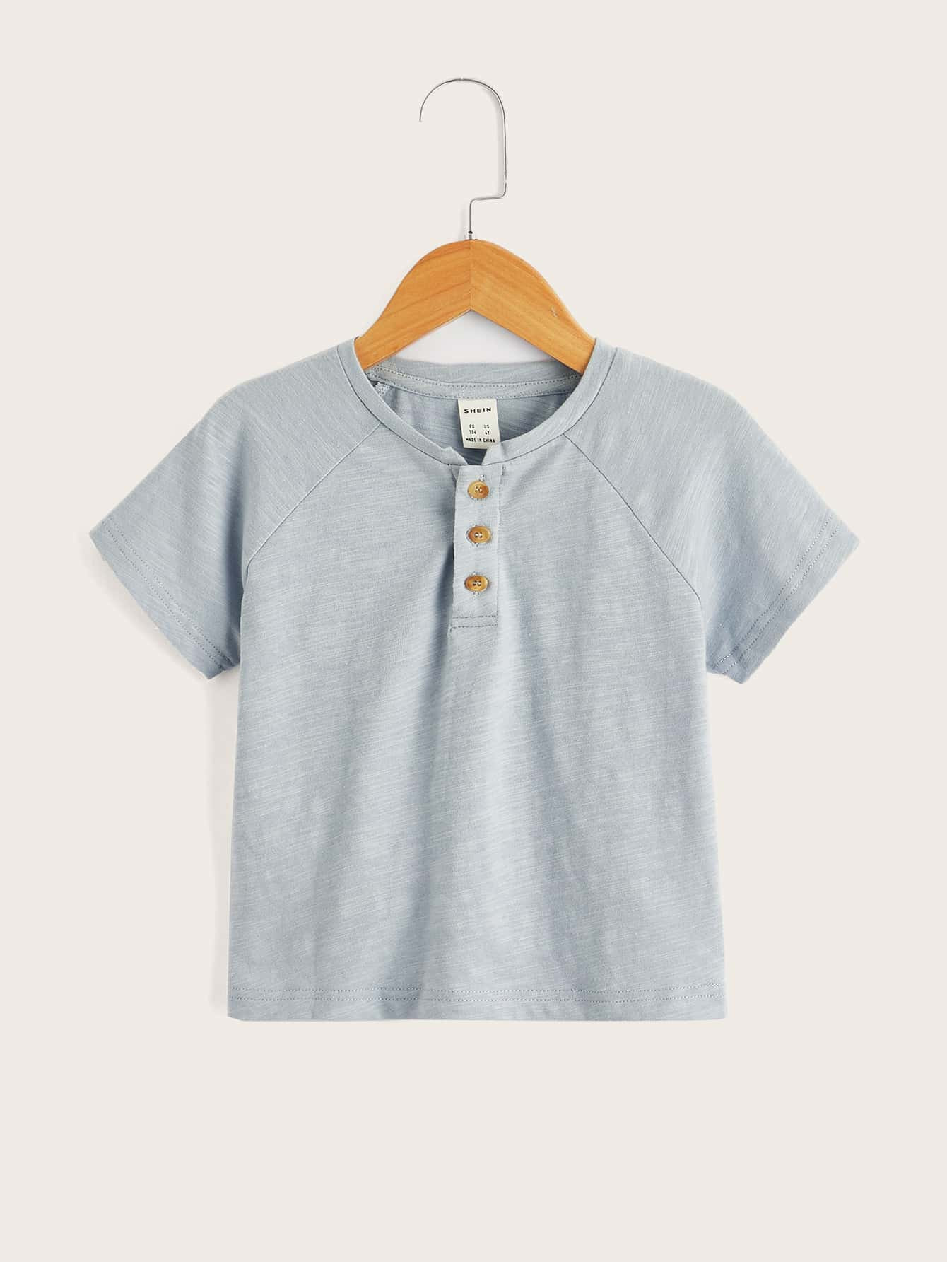SHEIN Toddler Boys Solid Raglan Sleeve Button Detail Tee | SHEIN