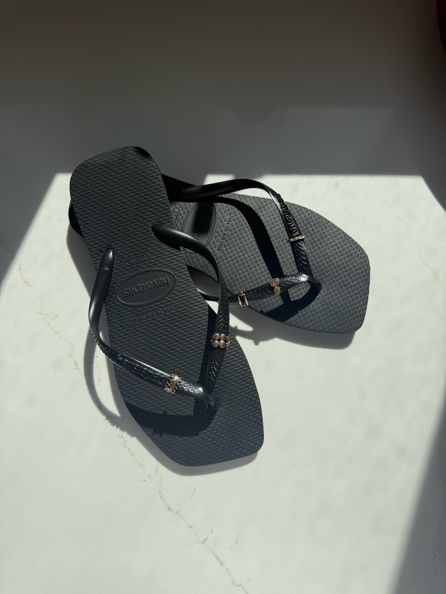 I wear a 38 in Havaianas and got the ‘slim’ size of the sandal charms! 

#LTKSeasonal #LTKootd #LTKSwim