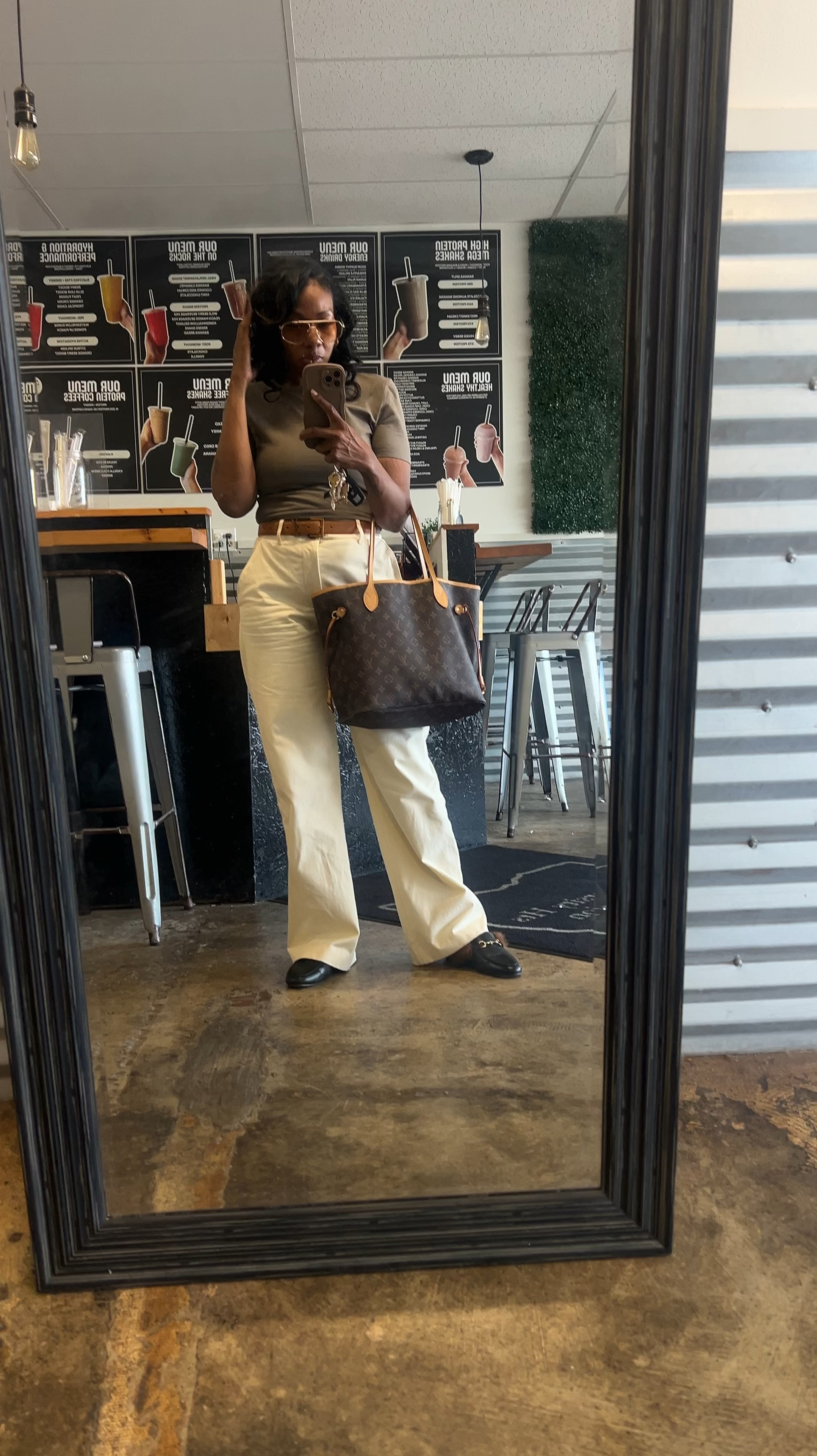 What I wear to grab #coffee / #tea

#LTKFallSale #LTKTravel #LTKStyleTip
