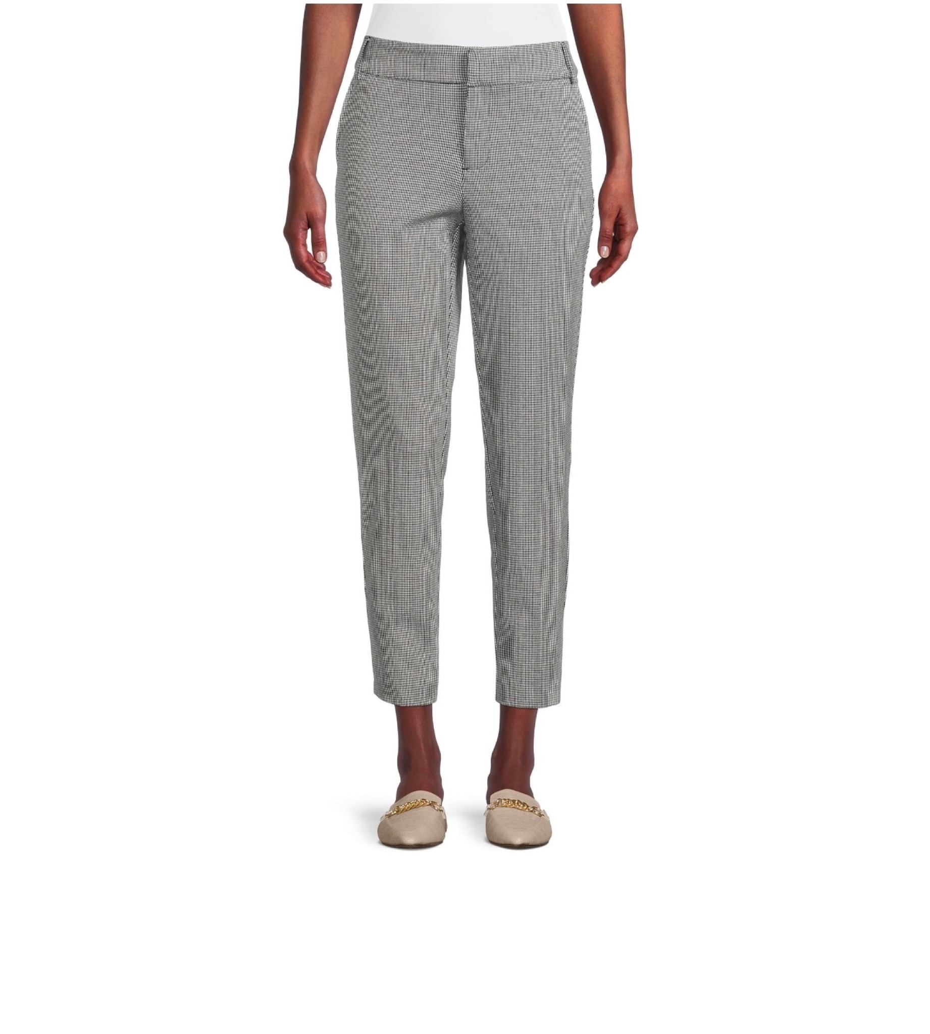 These skinny dress pants are such a nice quality for the price, they help to make any outfit look classy! 

#LTKworkwear #LTKunder50