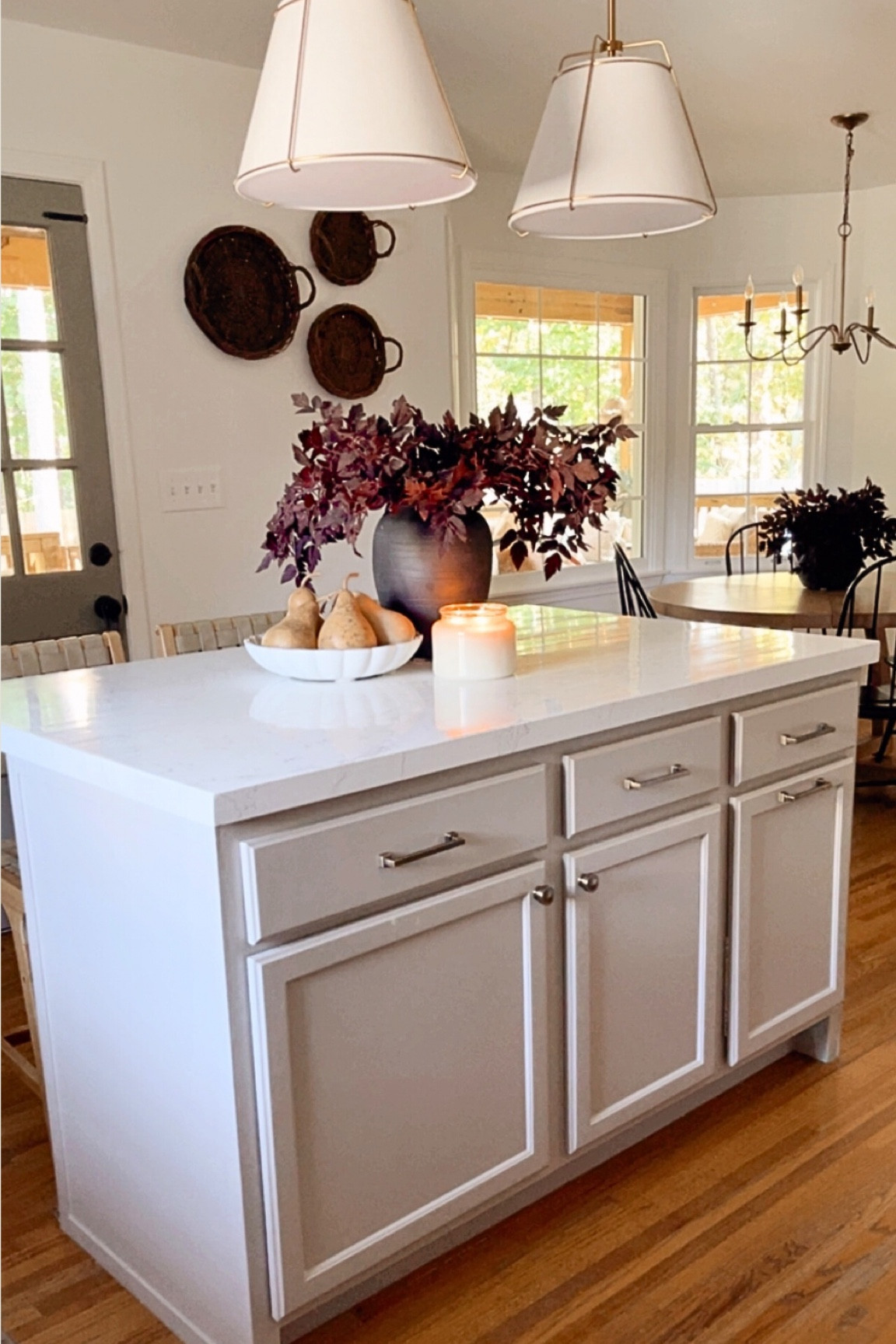 Simple fall kitchen island styling 

#LTKHome #LTKStyleTip #LTKSeasonal