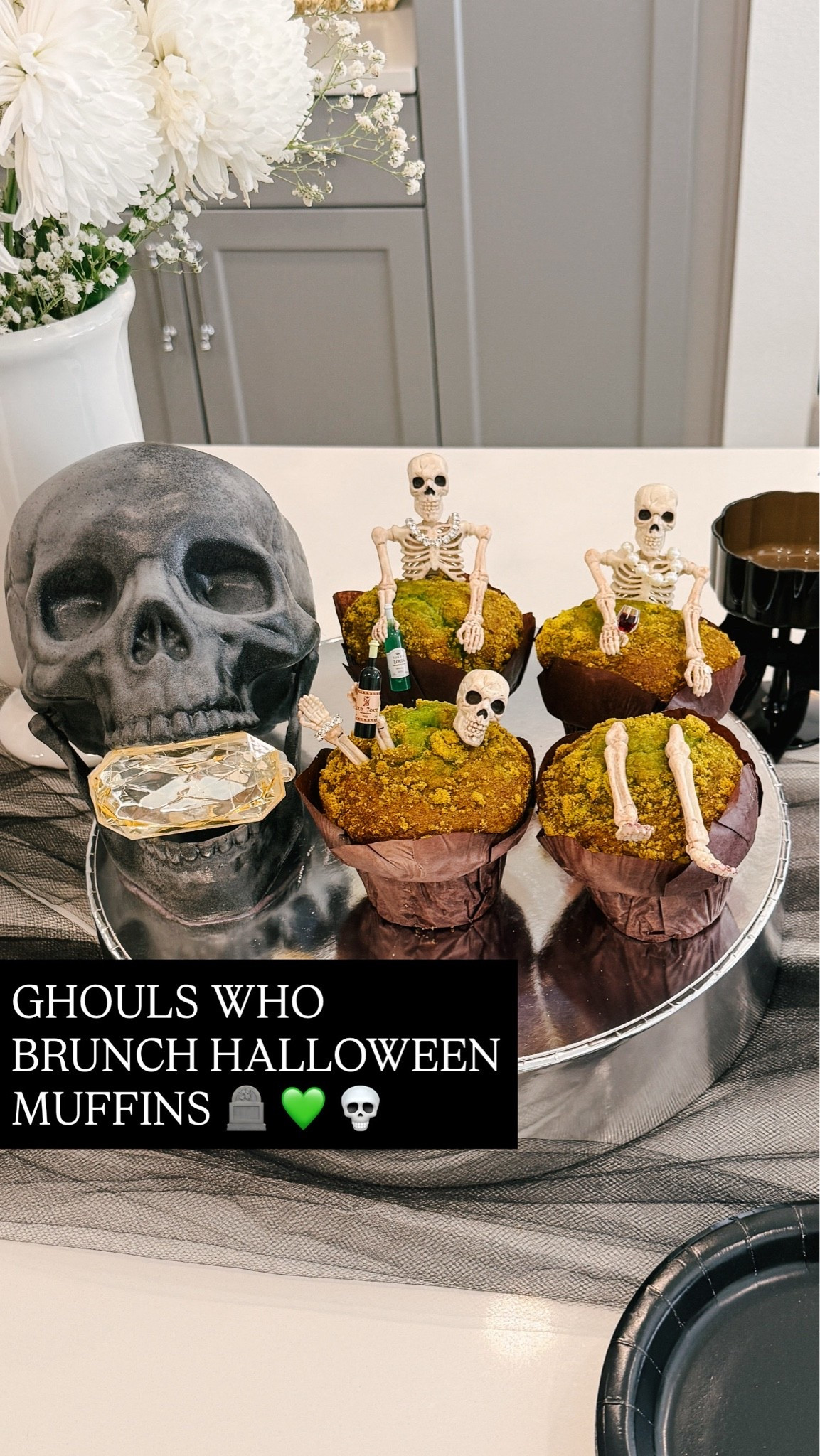 Linkable supplies to the girly skeleton muffins