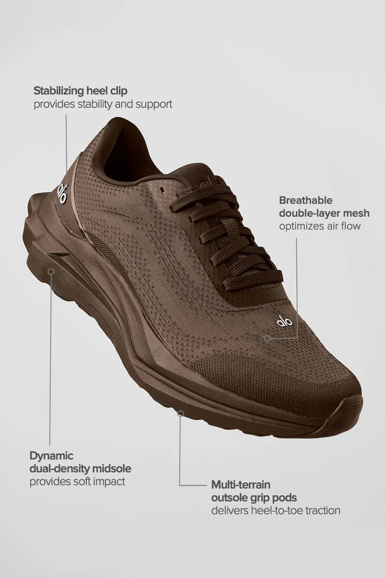 ALO Runner - White/White | Alo Yoga (US)