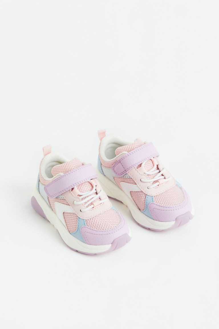 Sneakers | H&M (US + CA)