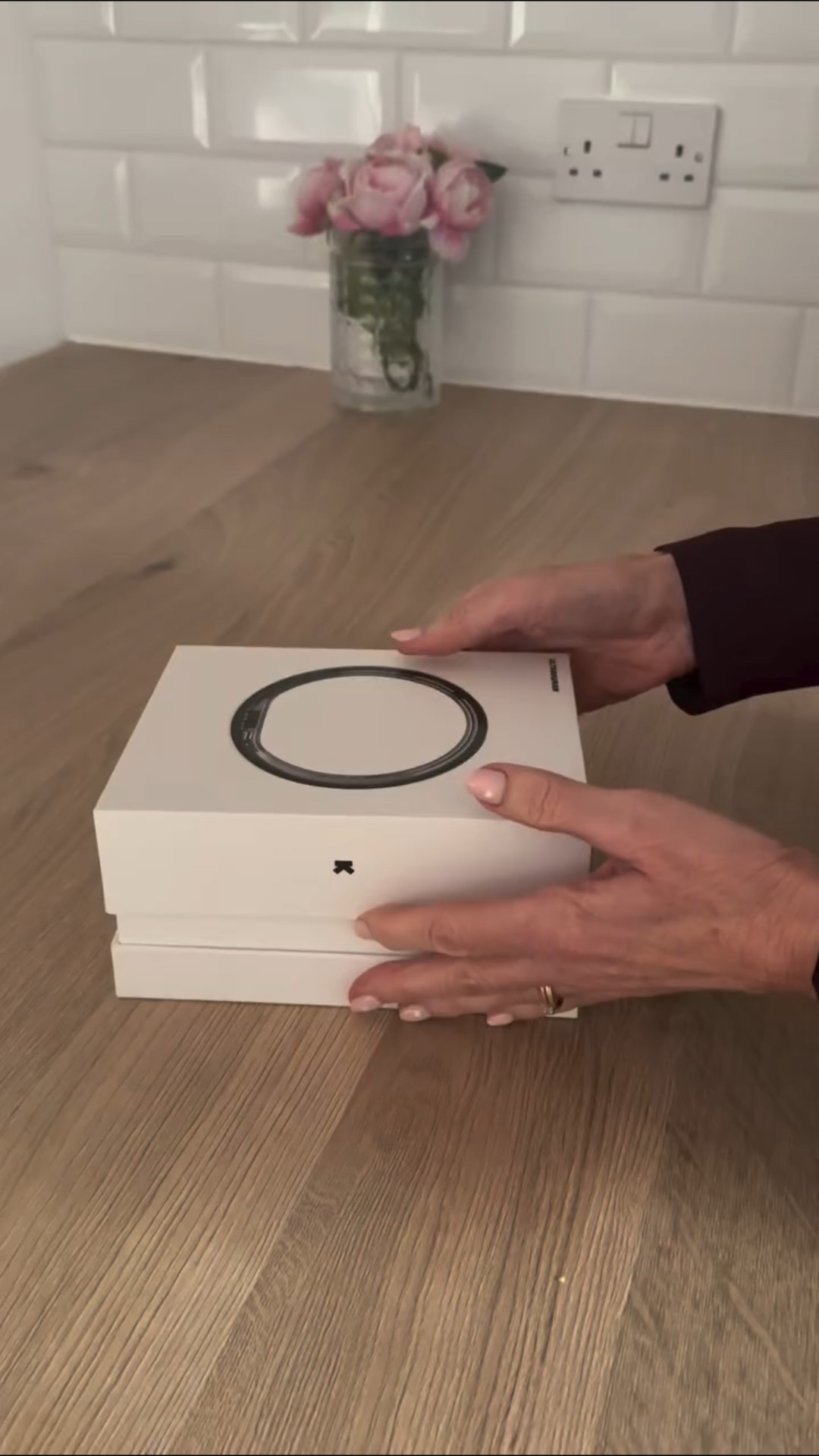 Ad/ Introducing my new @ultrahumanhq ring.

Honestly it’s a game changer when it comes to keeping an eye on your health. 

It offers so many insights into my daily sleep patterns, giving me a daily sleep score. It tracks my sleep stages with advice on how to improve them. 

It records my exercise and steps with insights into your circadian rhythm to maximise energy and recovery. It even gives me my best window for drinking coffee! 

I’m obsessed! 

The good news is I have an exclusive discount code to get a massive 25% off.

TIMELESS25

Available from today until December 2nd.

I’d highly recommend it if you are interested in improving your health.

It looks good too! 

I chose the gold version which matches the rest of my gold jewellery, I wear it every day! 

If you have any questions ask them in the comments below or DM me directly. 

Check my stories to find out more, with a direct link. 

#ultrahuman #healthbenefits #blackfridaydeal #elegantring #healthyishappy #sleepquality