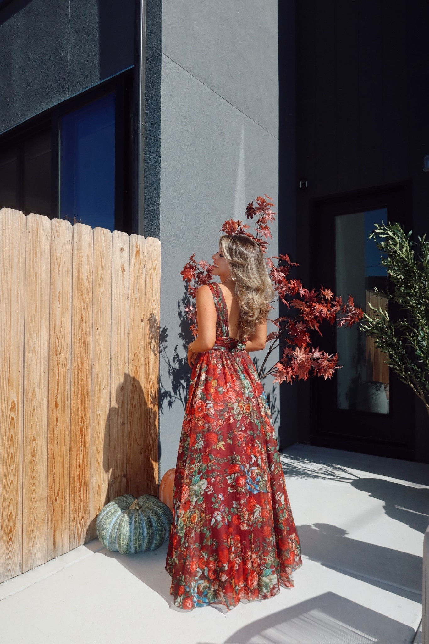 Red floral ruffle sleeve wedding guest fall event dress

Saks code: freeship
Mac duggal code: emerson10
Colleen code: emerson20

I sized down to a O

Wedding guest
Formal event
Black tie
Floral dress
Ruffles
Nighty
Special occasion
Fall party

#LTKSeasonal #LTKWedding #LTKParties