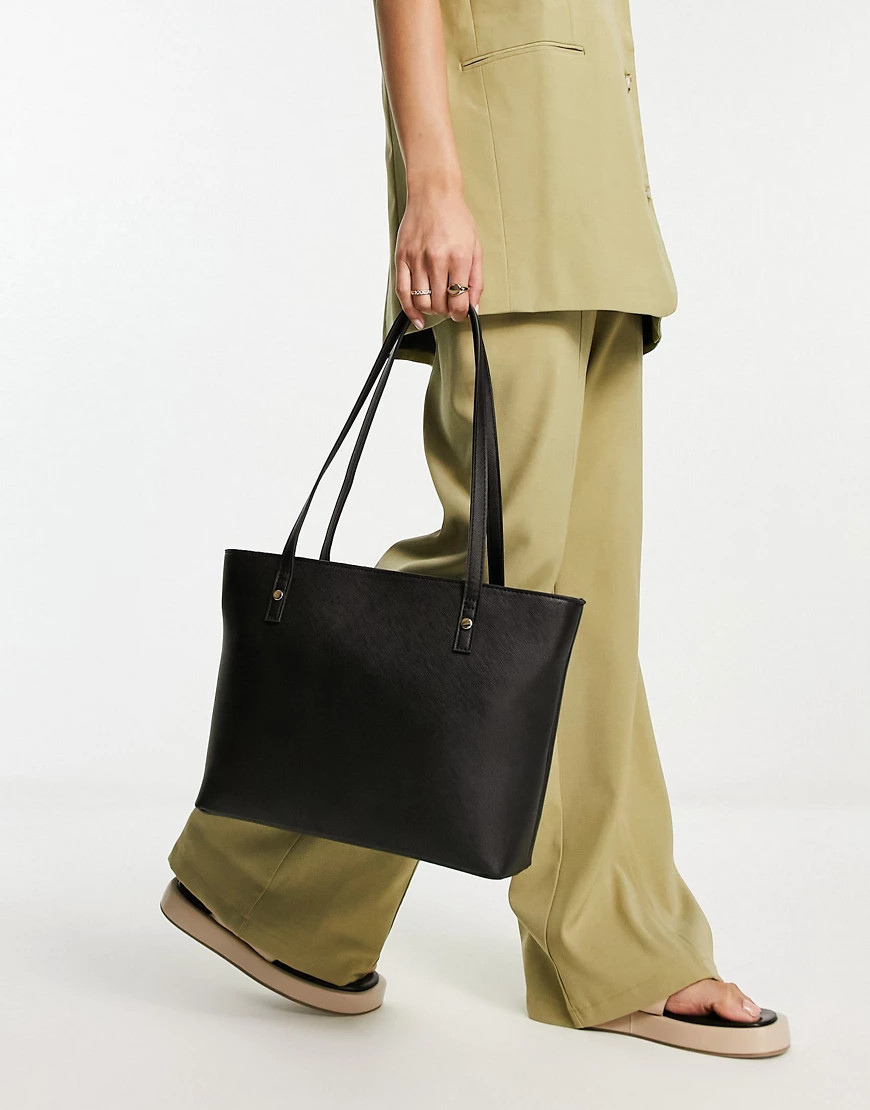 ASOS DESIGN easy tote bag in black | ASOS (Global)