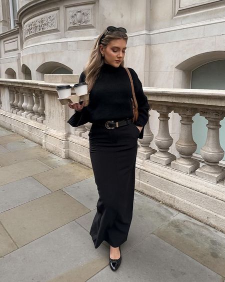 Black maxi skirt spring look 🖤

#LTKeurope #LTKworkwear