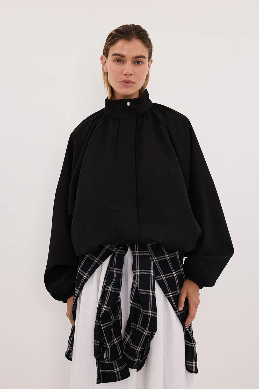 OAKLEE BLACK BATWING LIGHT JACKET | DISSH