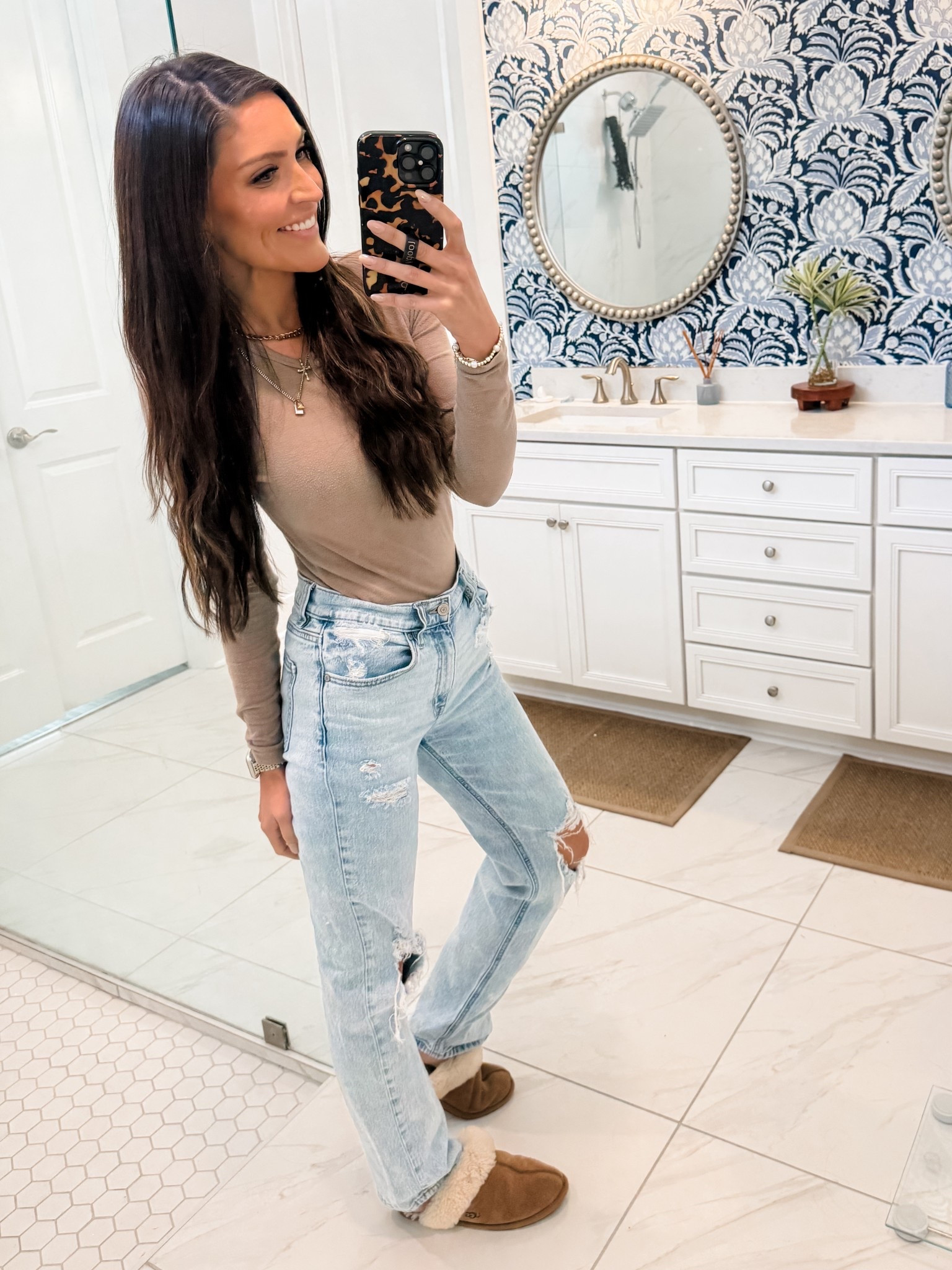 Top: X-Small
Bottom: 24

#LTKootd #LTKFindsUnder100 #LTKStyleTip