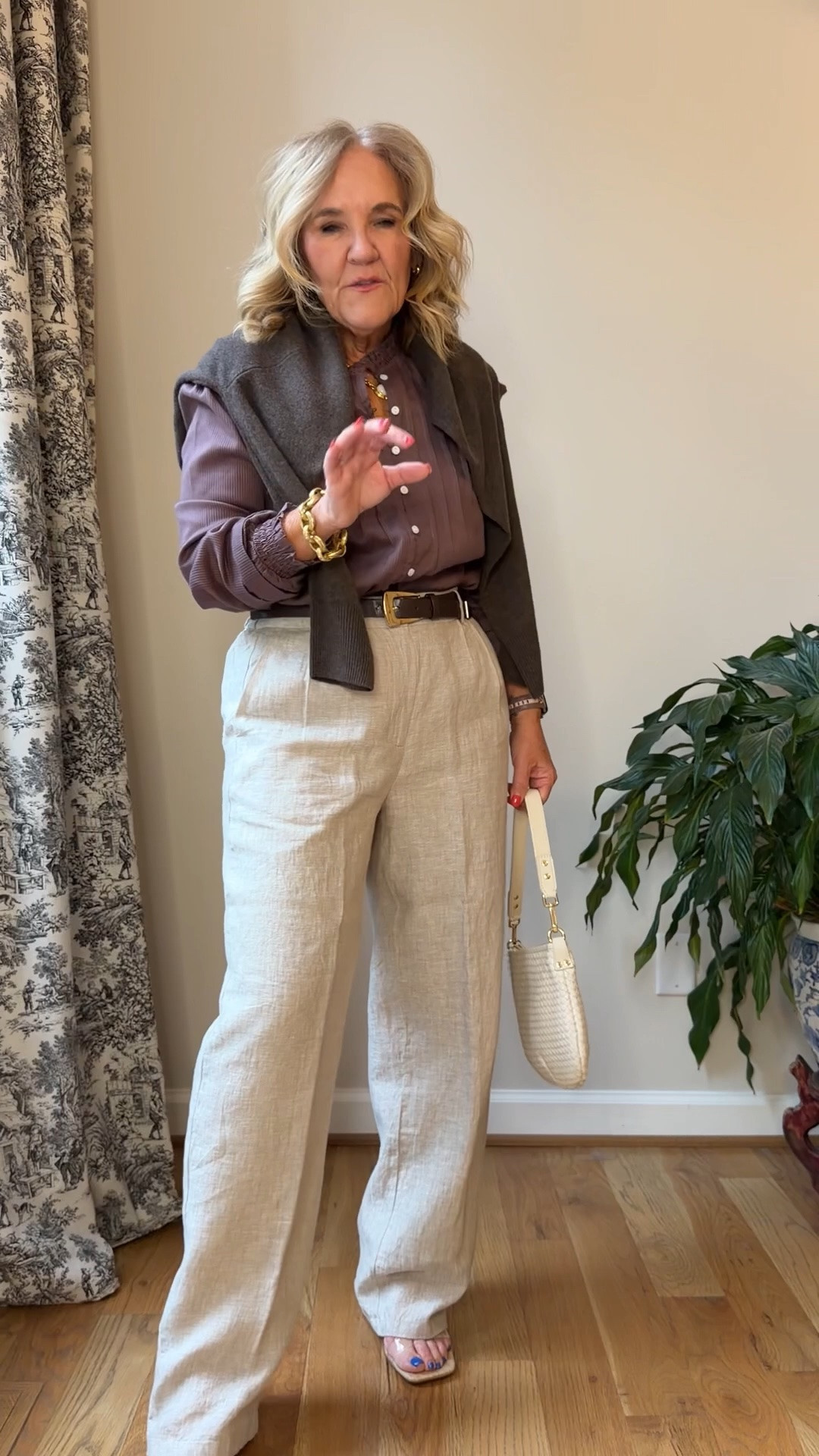 Business casual outfit a cashmere sweater is a must have for the office. 
Lined linen trousers size 8 
Peasant top size medium 
Cashmere boatneck medium

#LTKOver40 #LTKWorkwear #LTKPetite