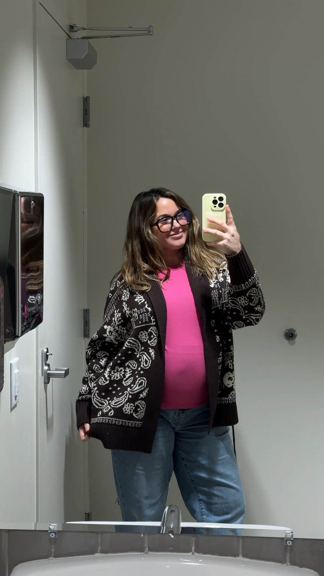 OOTD from the office - bottoms large, top large, sweater is no longer available on AF’s website, linking similar one from Gap! 

#LTKbump #LTKVideo #LTKstyletip