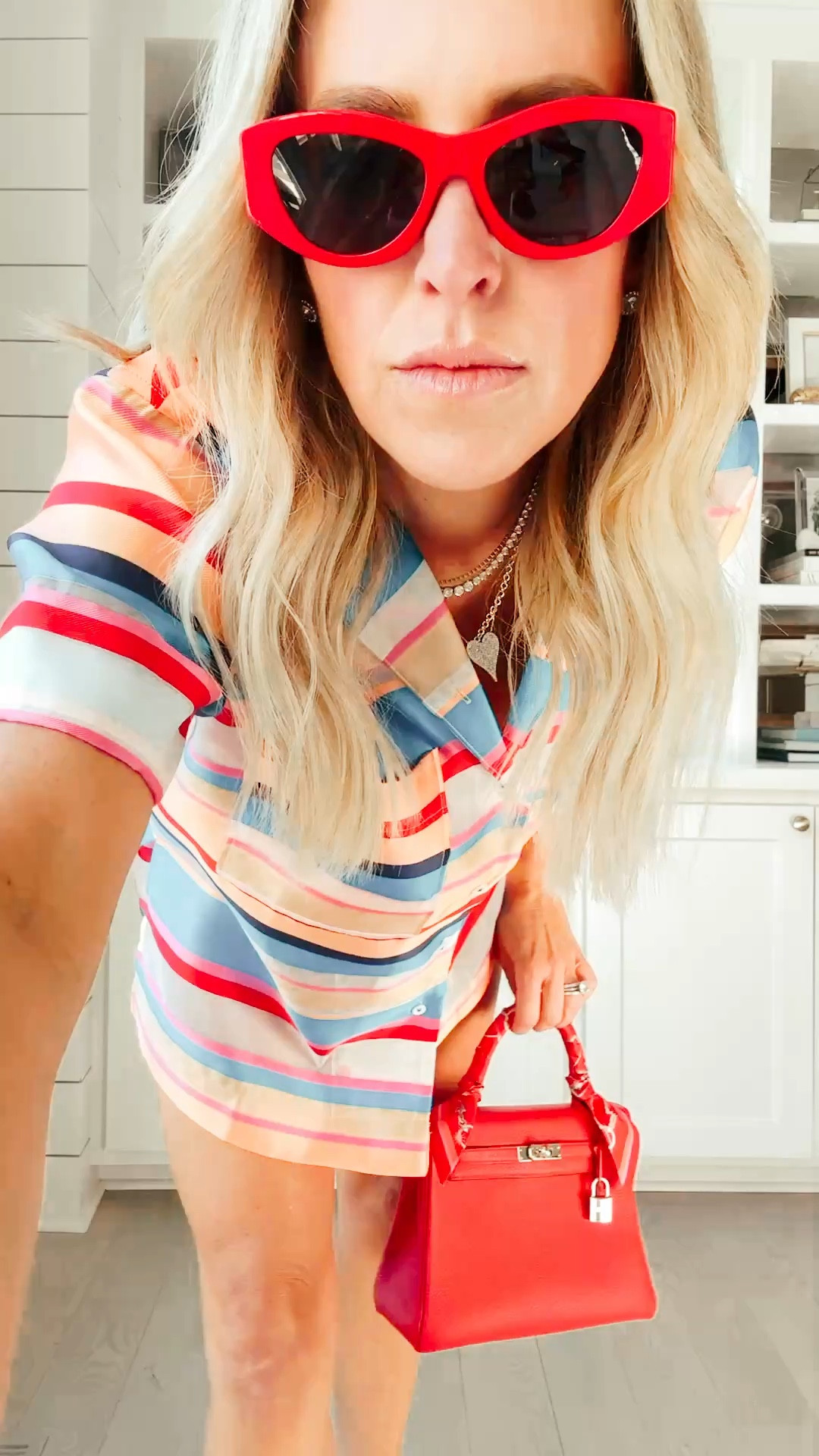 I’m wearing a size 4 short and small top. Definitely could’ve sized down to xS. It’s very oversized. 


spring outfits 2026
Shorts set
Stripes
Anthropologie 
Spring sets 
Red shoes red heals 

#LTKOver40 #LTKootd #LTKTall