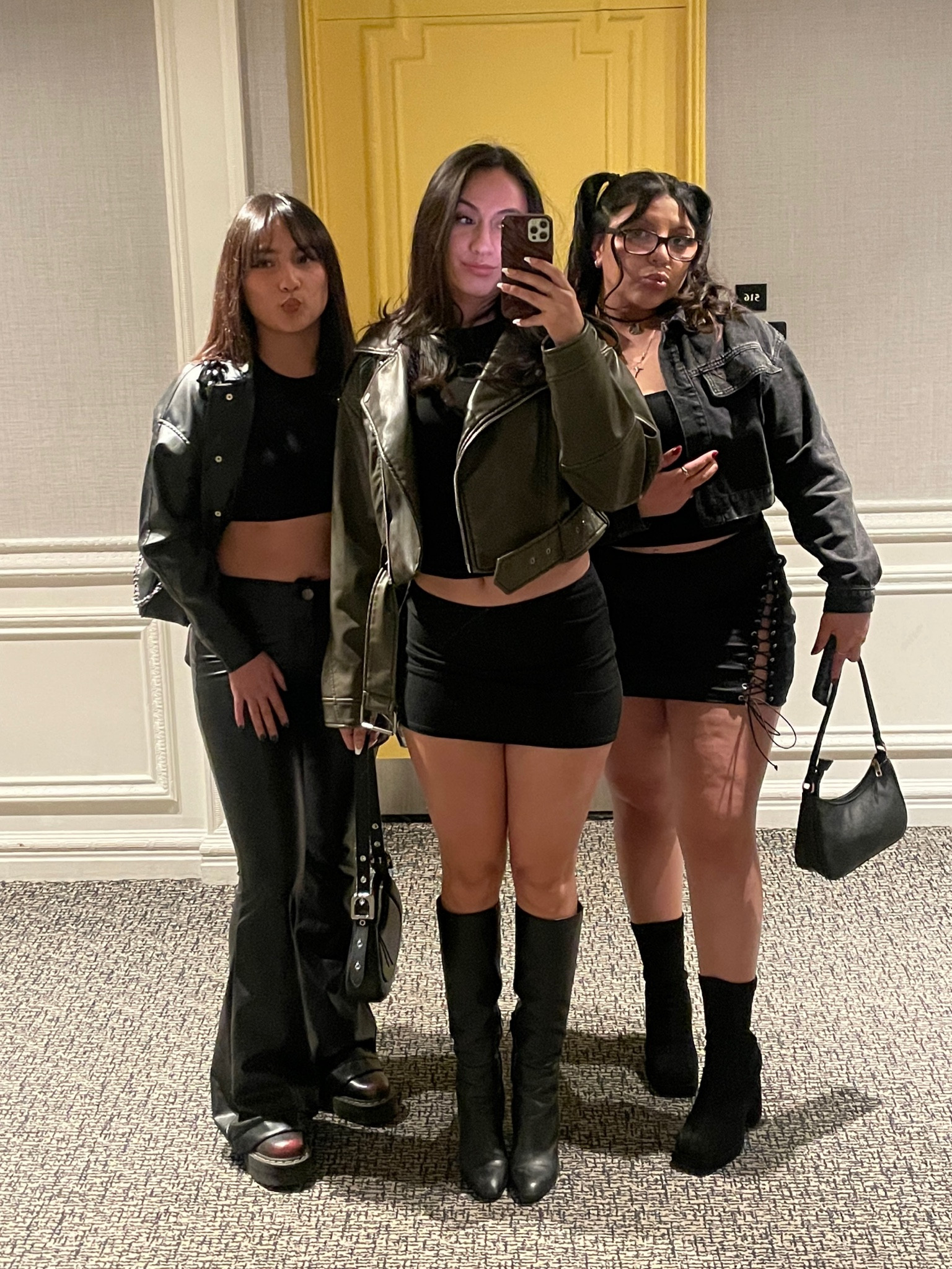 All black fit is always my go-to no matter the season. 

Simple going out fit inspo, casual fit inspo, outfit of the night 

#LTKStyleTip #LTKParties #LTKBeauty