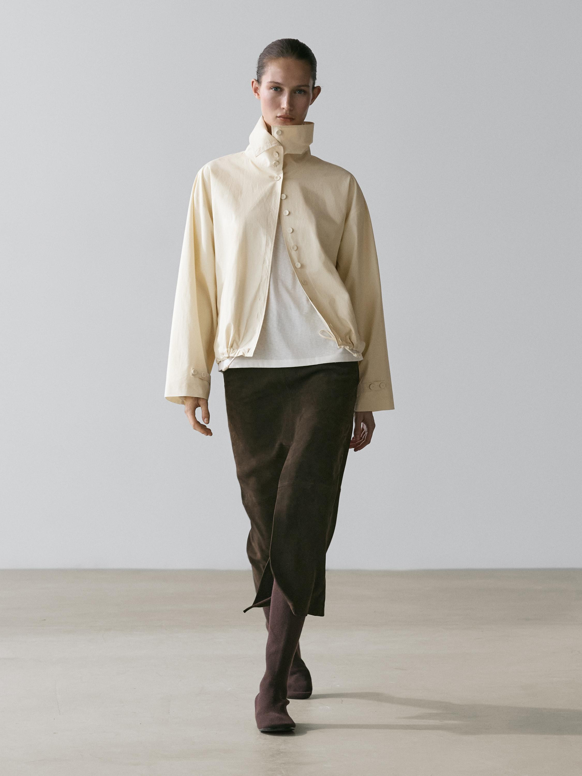 VIEW LOOK
Cotton jacket with button details
    
 £99.95  Colour:  Cream  Add to basket | Massimo Dutti UK