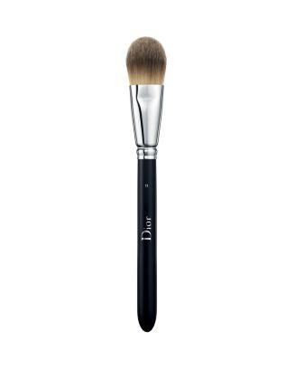 Backstage Light Coverage Fluid Foundation Brush n°11 | Bloomingdale's (AU)
