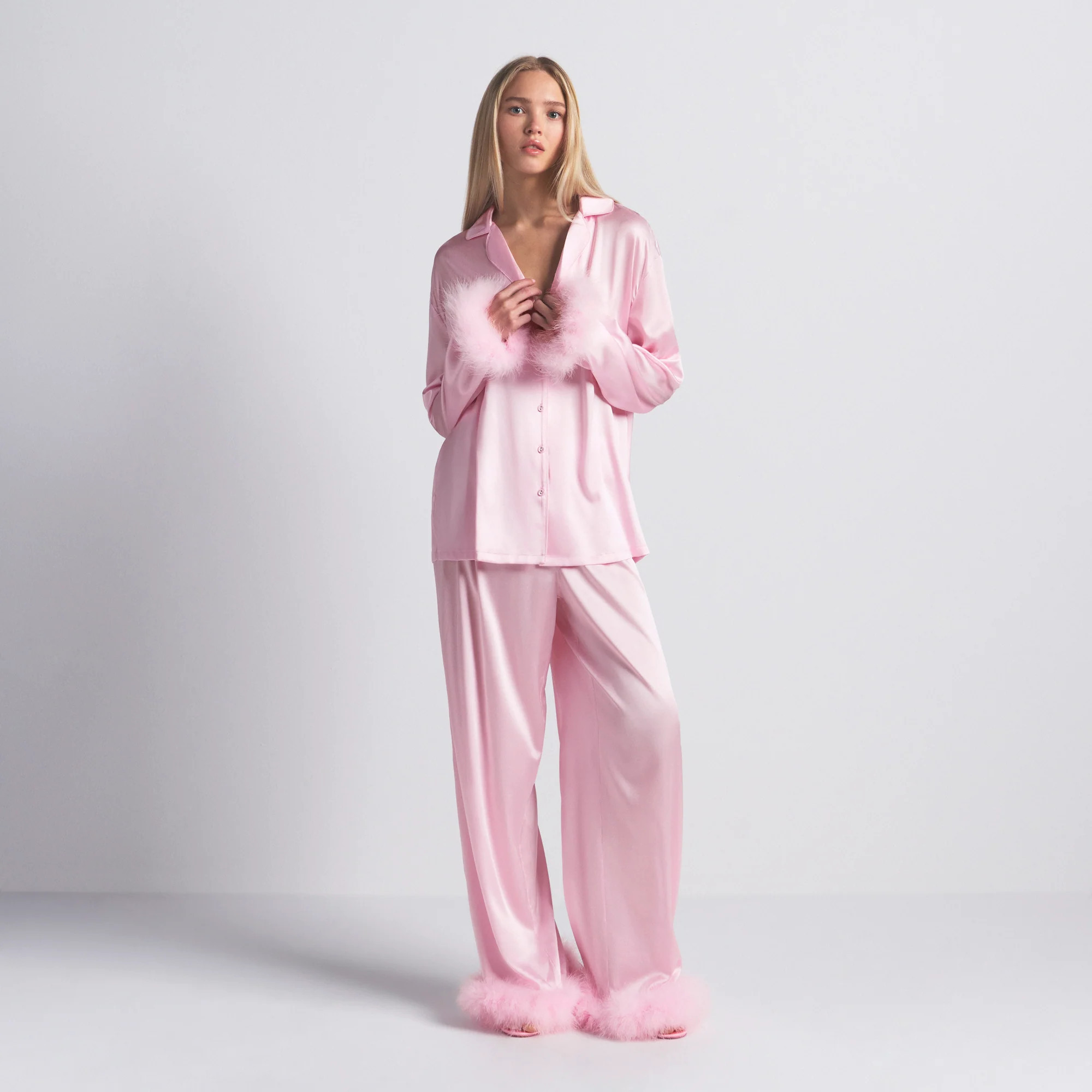 SKIMS Feather Trim Long Set | Pink | 3XL | Silk | SKIMS (US)