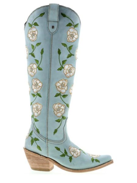 Blue flower boots
Floral boots

#LTKFestival