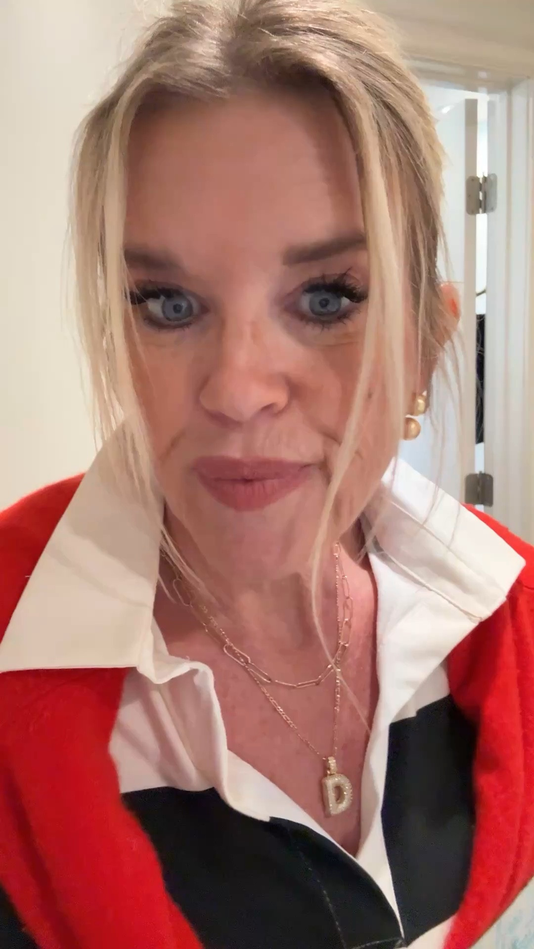 🚨Tula sale alert

40% off Tula Favorites 

Great time to grab gifts 🎁 

Some gift sets do have savings 
But not part of this sale…

All the gift set items are available as individual 40% off sale items …

Glow sticks
Moisturizers 
Polis scrub 
Serums 
Some of my favorite beauty products as well


#LTKSaleAlert #LTKBeauty #LTKFindsUnder50