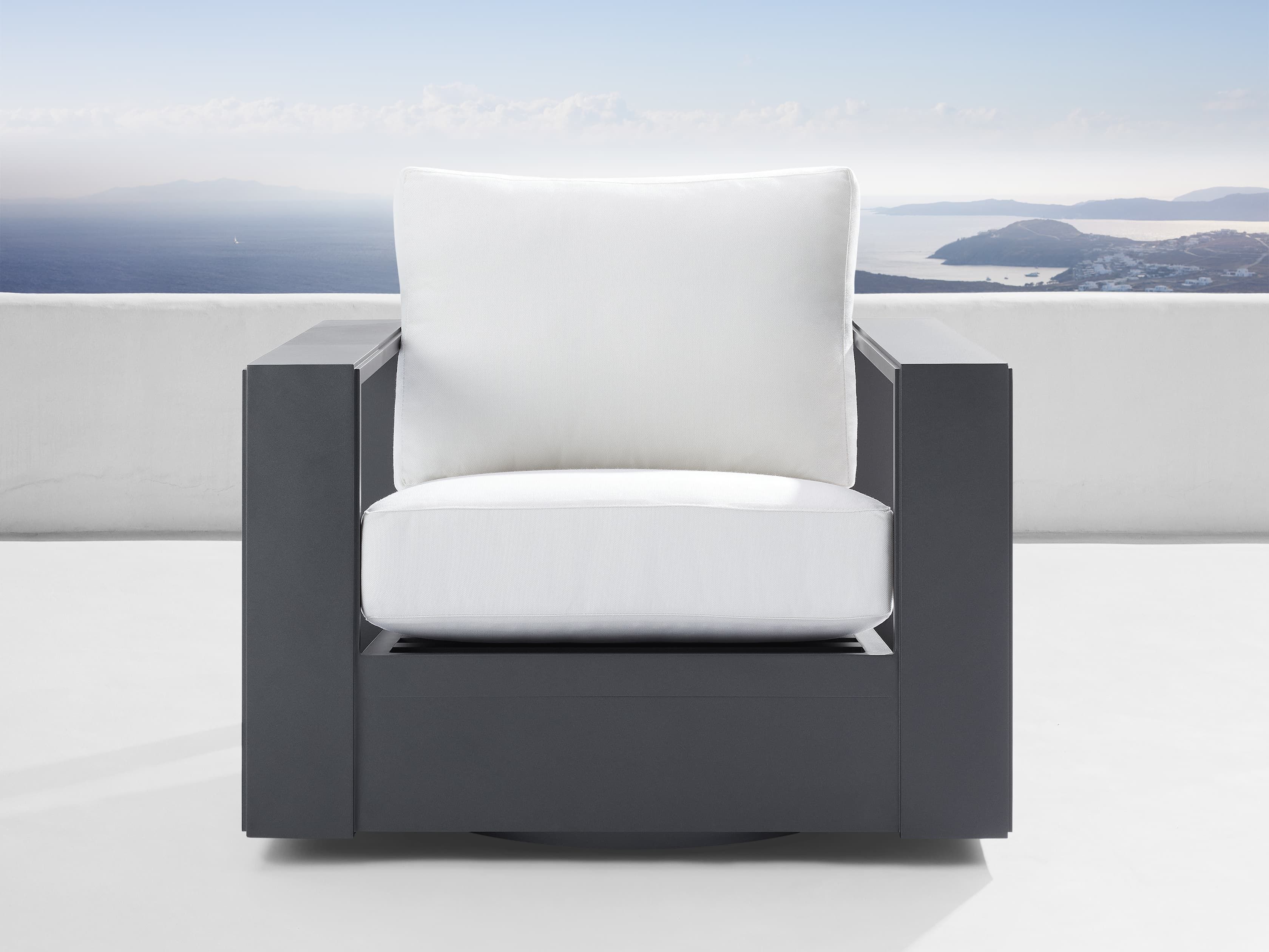 Canyon Outdoor Aluminum Swivel Lounge Chair | Arhaus