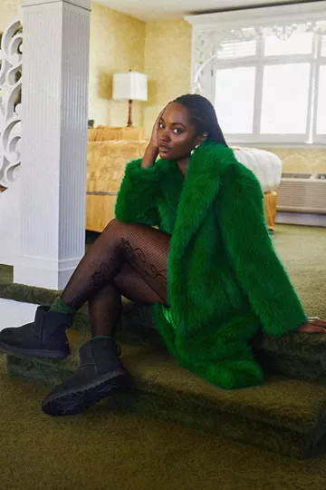 UO Maddie Faux Fur Overcoat | Urban Outfitters (US and RoW)