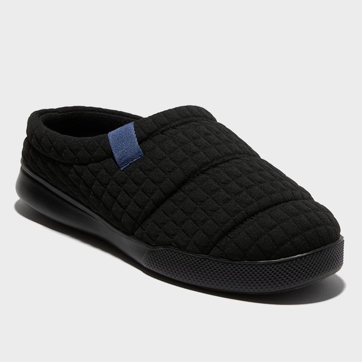 dluxe by dearfoams Men's Julien Plush Jersey Sport Lounge Clog Slippers - Black | Target